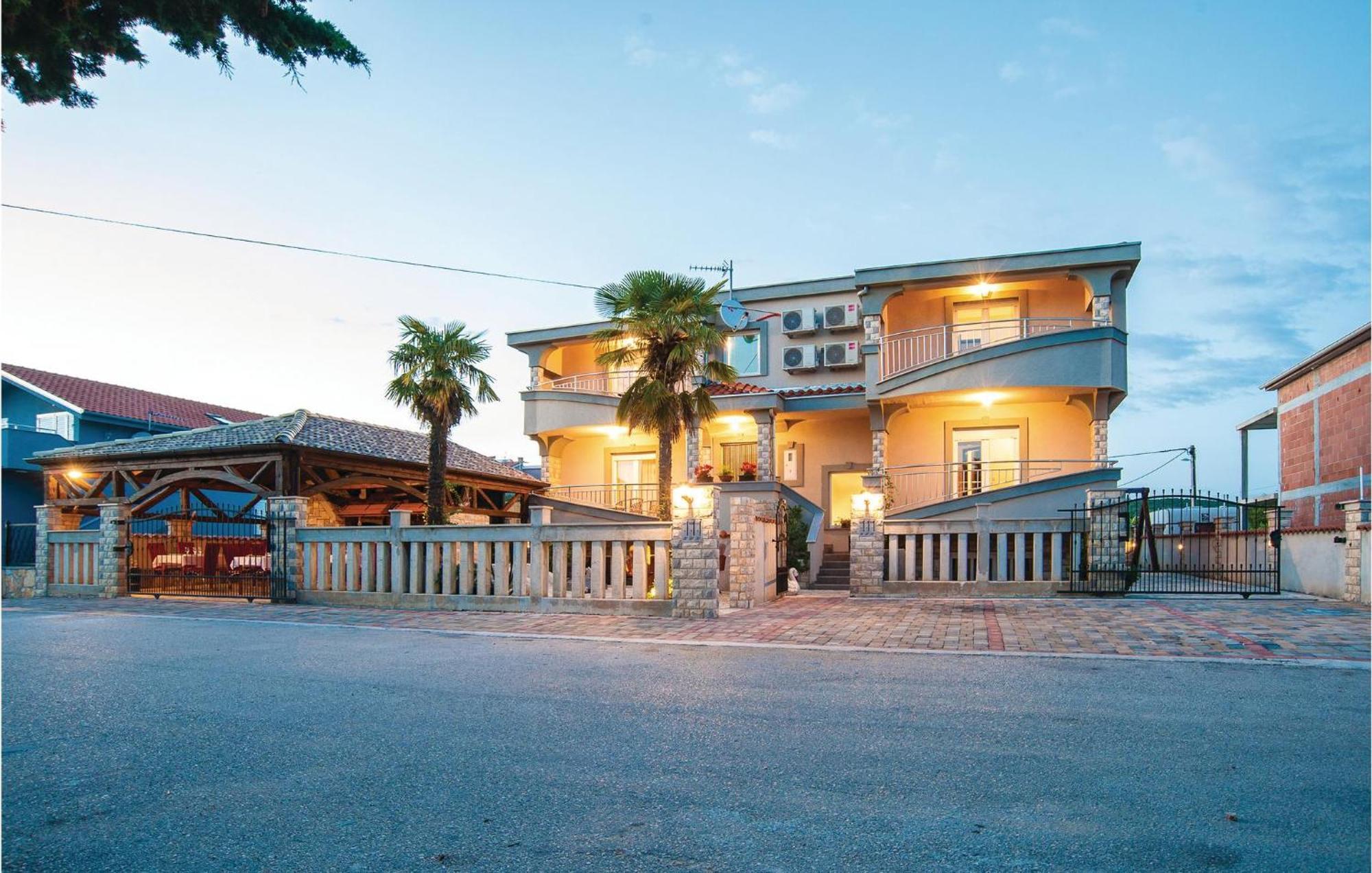 8 Bedroom Nice Home In Kakma Exterior photo